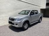 TOYOTA - HILUX - 2014/2014 - Prata - R$ 120.900,00