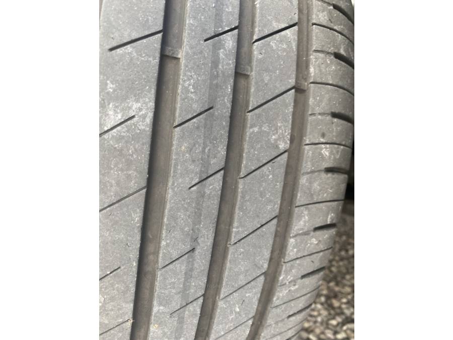 VOLKSWAGEN - TAOS - 2022/2022 - Prata - R$ 129.900,00