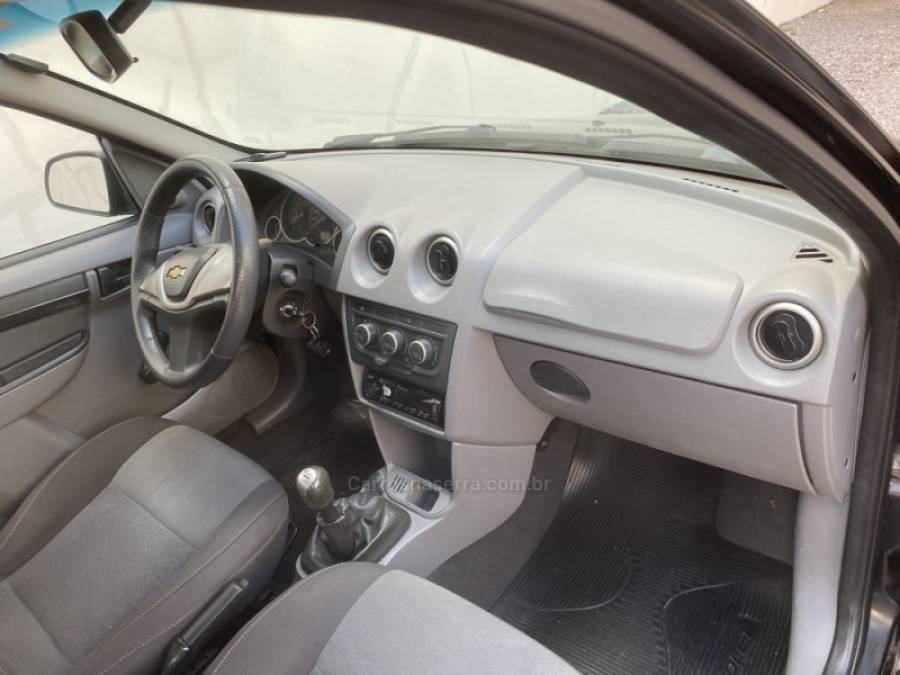 CHEVROLET - PRISMA - 2011/2012 - Preta - R$ 27.900,00