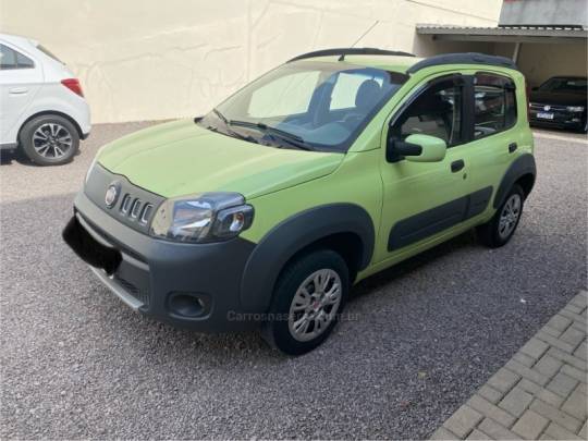 FIAT - UNO - 2011/2012 - Verde - R$ 32.900,00