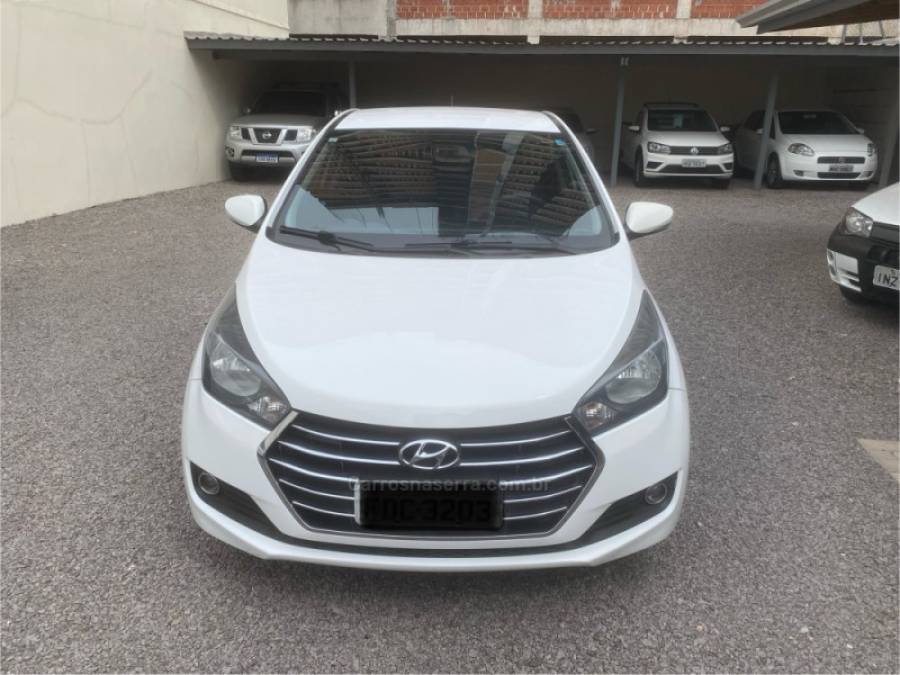 HYUNDAI - HB20S - 2016/2016 - Branca - R$ 65.900,00