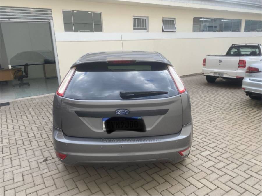 FORD - FOCUS - 2011/2011 - Cinza - Sob Consulta