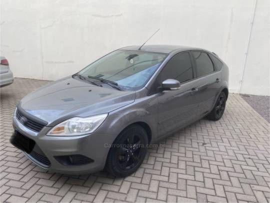 FORD - FOCUS - 2011/2011 - Cinza - Sob Consulta