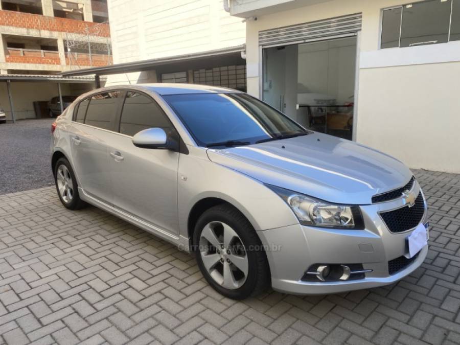 CHEVROLET - CRUZE - 2013/2013 - Prata - R$ 61.900,00