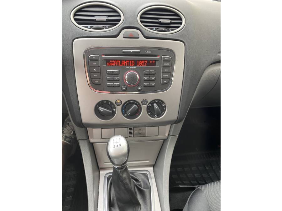 FORD - FOCUS - 2011/2011 - Prata - R$ 41.900,00