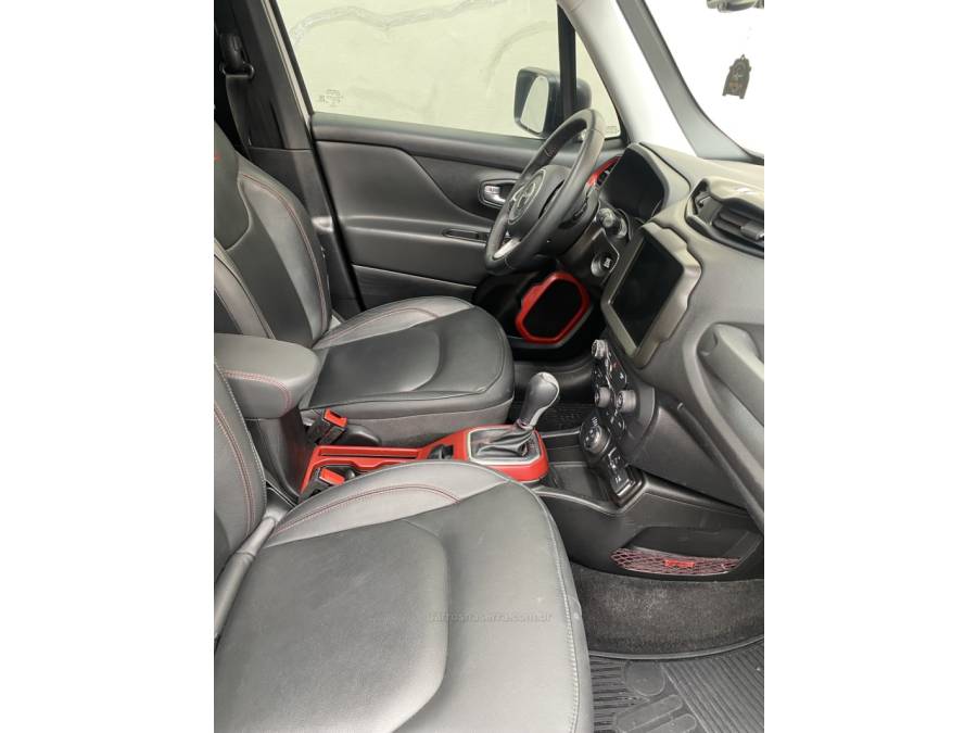 JEEP - RENEGADE - 2021/2021 - Branca - R$ 119.900,00