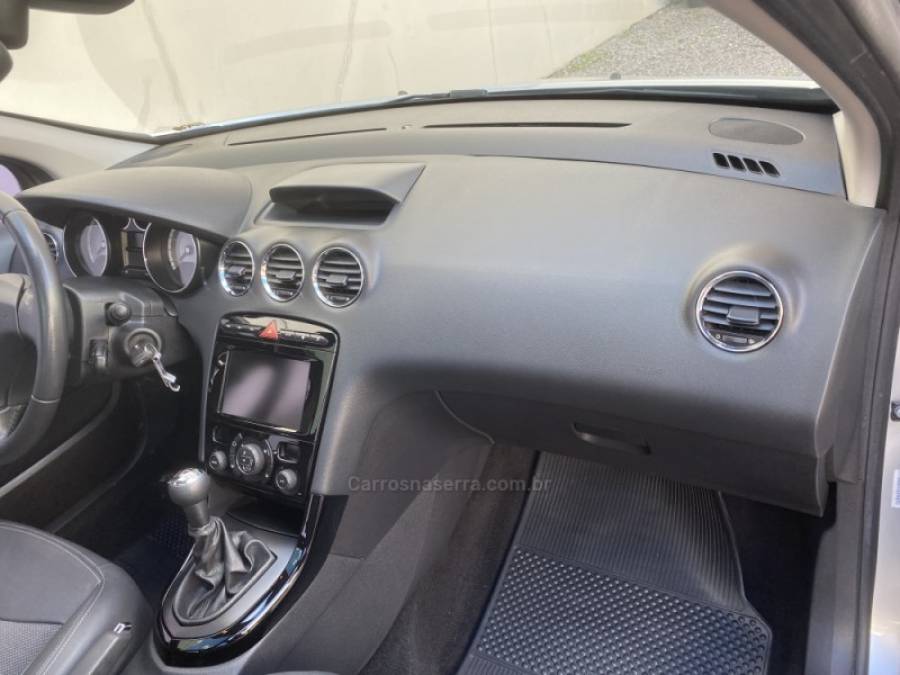 PEUGEOT - 308 - 2015/2016 - Prata - R$ 54.900,00