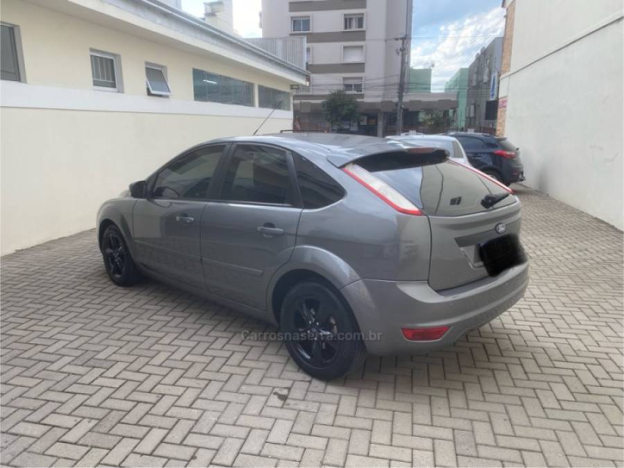 FORD - FOCUS - 2011/2011 - Cinza - Sob Consulta