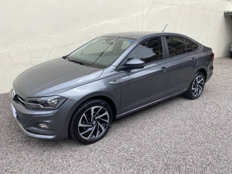 VOLKSWAGEN - VIRTUS - 2021/2022 - Cinza - R$ 96.900,00