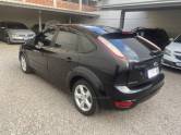 FORD - FOCUS - 2010/2011 - Preta - R$ 39.900,00